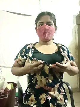 Snapshot of Shazfairy chatting on 10/28/25, 09:06 Shazfairy online show from 10/28/25, 09:06