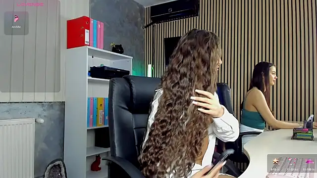 Snapshot of OfficeGirls chatting on 03/26/26, 06:46 OfficeGirls online show from 03/26/26, 06:46