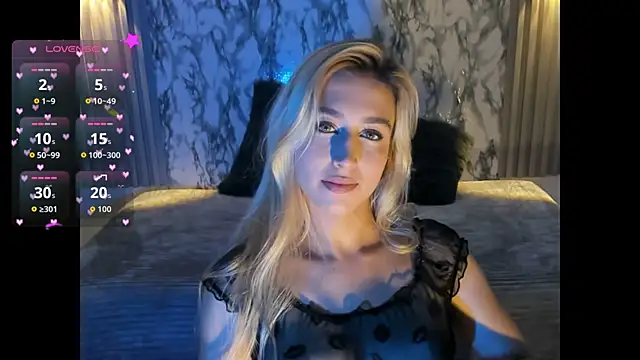 Dulcinea 2 online show from 11/18/25, 10:25