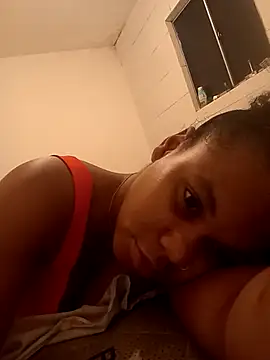 PrettahSantos online show from 12/17/25, 12:44