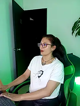 VictoriaSpenser online show from 11/14/25, 08:18