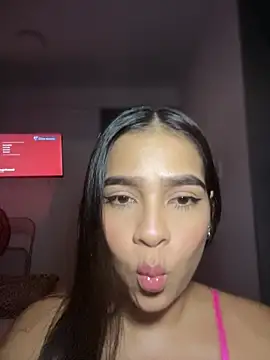 Snapshot of Valery_lux16 chatting on 07/02/26, 11:22 Valery lux16 online show from 07/02/26, 11:22