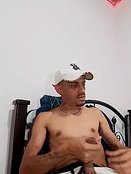 LATINO27CM online show from 10/08/25, 08:50