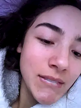 Snapshot of Innerpeace_ chatting on 09/28/25, 03:06 Innerpeace online show from 09/28/25, 03:06