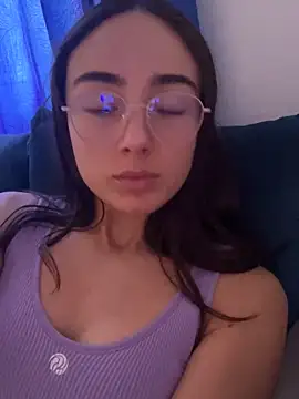 Snapshot of Innerpeace_ chatting on 09/30/25, 03:28 Innerpeace online show from 09/30/25, 03:28