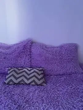 Snapshot of Innerpeace_ chatting on 10/02/25, 08:16 Innerpeace online show from 10/02/25, 08:16