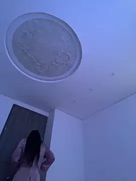 Snapshot of Innerpeace_ chatting on 10/18/25, 07:25 Innerpeace online show from 10/18/25, 07:25