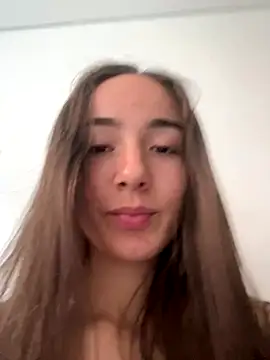 Snapshot of Innerpeace_ chatting on 10/20/25, 08:09 Innerpeace online show from 10/20/25, 08:09