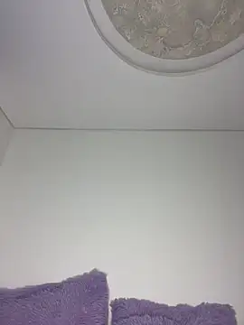 Snapshot of Innerpeace_ chatting on 10/25/25, 09:42 Innerpeace online show from 10/25/25, 09:42