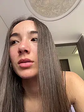 Snapshot of Innerpeace_ chatting on 10/29/25, 07:59 Innerpeace online show from 10/29/25, 07:59