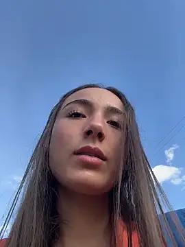 Snapshot of Innerpeace_ chatting on 11/14/25, 08:29 Innerpeace online show from 11/14/25, 08:29