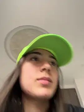 Snapshot of Innerpeace_ chatting on 01/05/26, 08:56 Innerpeace online show from 01/05/26, 08:56