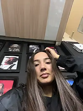 Snapshot of Innerpeace_ chatting on 01/07/26, 07:16 Innerpeace online show from 01/07/26, 07:16