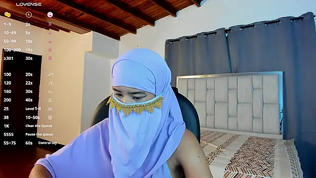 kalila latif online show from 10/21/25, 02:12