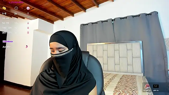 kalila latif online show from 11/15/25, 02:42