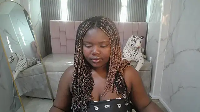 Soffia b online show from 10/03/25, 03:25