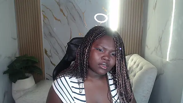 Soffia b online show from 10/19/25, 03:07