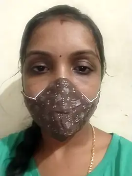 Snapshot of Tamil_Swathi chatting on 09/21/25, 01:24 Tamil Swathi online show from 09/21/25, 01:24