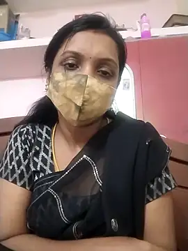 Snapshot of Tamil_Swathi chatting on 11/18/25, 06:29 Tamil Swathi online show from 11/18/25, 06:29