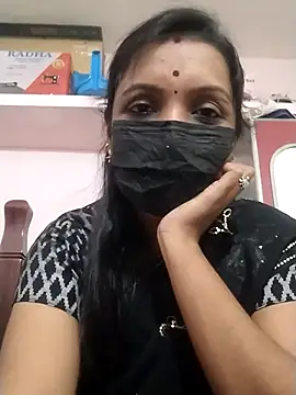 Snapshot of Tamil_Swathi chatting on 11/21/25, 04:55 Tamil Swathi online show from 11/21/25, 04:55
