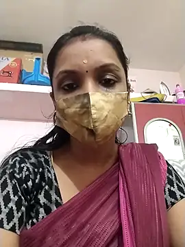 Snapshot of Tamil_Swathi chatting on 12/03/25, 04:42 Tamil Swathi online show from 12/03/25, 04:42