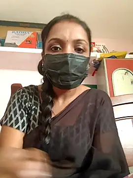 Snapshot of Tamil_Swathi chatting on 12/23/25, 10:57 Tamil Swathi online show from 12/23/25, 10:57