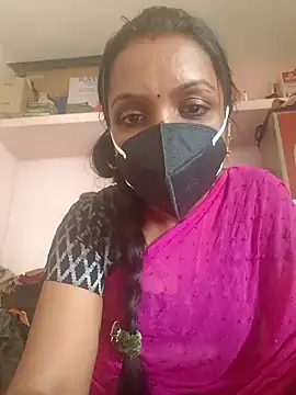 Snapshot of Tamil_Swathi chatting on 01/16/26, 09:13 Tamil Swathi online show from 01/16/26, 09:13