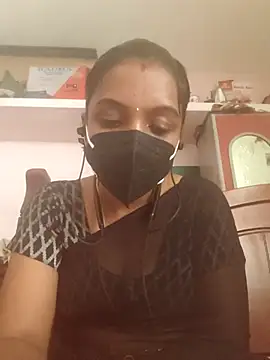 Snapshot of Tamil_Swathi chatting on 02/01/26, 09:52 Tamil Swathi online show from 02/01/26, 09:52