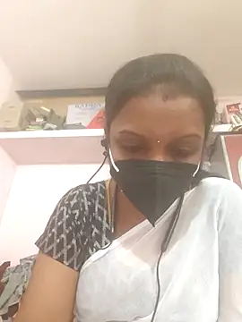 Snapshot of Tamil_Swathi chatting on 02/04/26, 07:58 Tamil Swathi online show from 02/04/26, 07:58