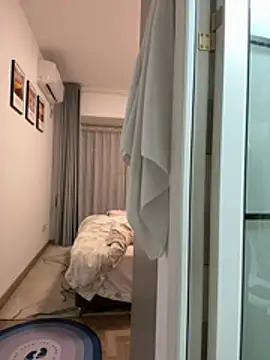 Snapshot of skys777 chatting on 01/18/26, 02:21 skys777 online show from 01/18/26, 02:21