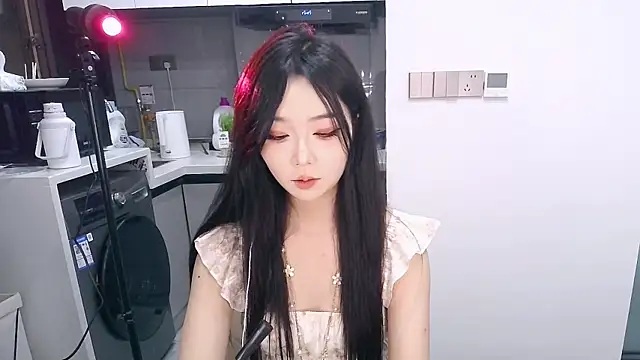 Miao-Maimiao online show from 09/23/25, 03:04