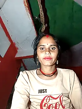Snapshot of Cuty_sunena chatting on 10/27/25, 12:31 Cuty sunena online show from 10/27/25, 12:31