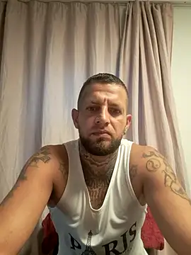 Snapshot of Danielxxxbbn chatting on 10/02/25, 05:36 Danielxxxbbn online show from 10/02/25, 05:36