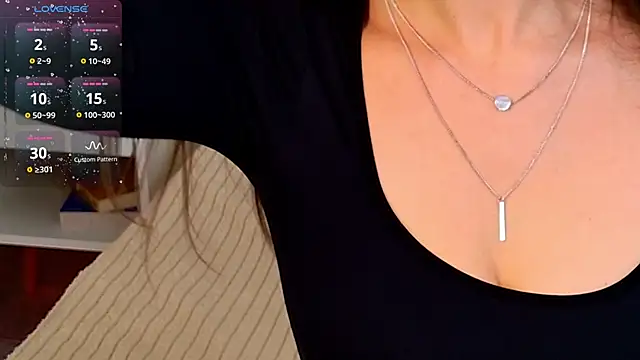 EllaCanny online show from 12/14/25, 06:08