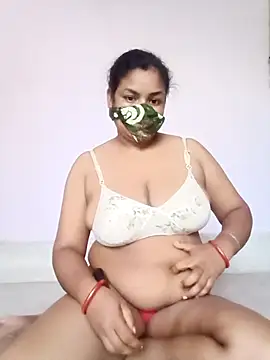 Snapshot of Deborbhavi222 chatting on 09/24/25, 09:56 Deborbhavi222 online show from 09/24/25, 09:56