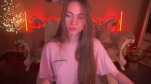 Snapshot of GoGoDream chatting on 03/08/26, 06:39 GoGoDream online show from 03/08/26, 06:39