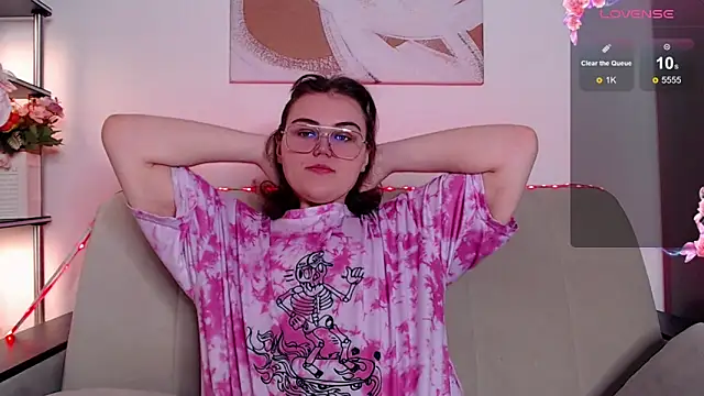 Snapshot of chatting on 02/28/26, 04:35 online show from 02/28/26, 04:35