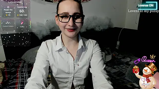 Snapshot of ChristinaFivePlus chatting on 01/09/26, 10:00 ChristinaFivePlus online show from 01/09/26, 10:00