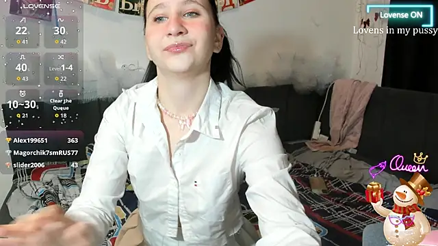 Snapshot of ChristinaFivePlus chatting on 01/15/26, 06:22 ChristinaFivePlus online show from 01/15/26, 06:22