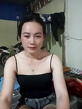 Snapshot of dorothyxx chatting on 10/11/25, 12:43 dorothyxx online show from 10/11/25, 12:43