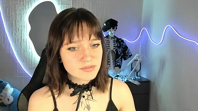 Elastikisss online show from 03/18/26, 10:51