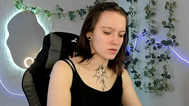 Snapshot of Elastikisss chatting on 04/16/26, 06:14 Elastikisss online show from 04/16/26, 06:14