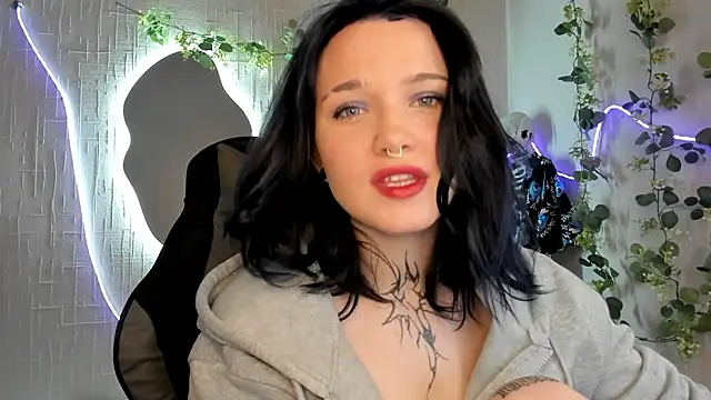 Snapshot of Elastikisss chatting on 05/18/26, 11:32 Elastikisss online show from 05/18/26, 11:32