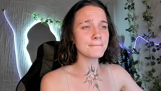 Elastikisss online show from 06/21/26, 05:26