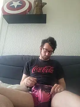 nymphomaniecouple online show from 05/10/26, 05:56
