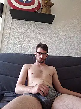 nymphomaniecouple online show from 06/27/26, 06:40