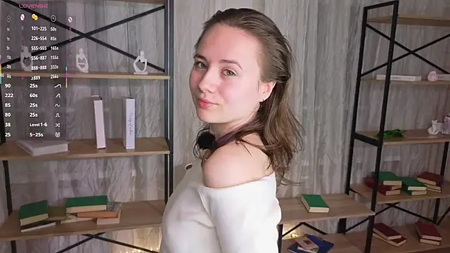 Snapshot of Crysta1Eva_ chatting on 04/16/26, 08:09 Crysta1Eva online show from 04/16/26, 08:09