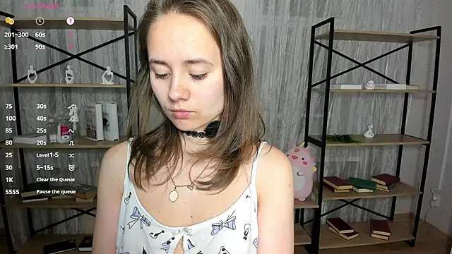 Crysta1Eva  online show from 06/18/26, 07:18