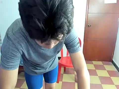 Snapshot of daniel_leon chatting on 03/11/26, 06:36 daniel leon online show from 03/11/26, 06:36