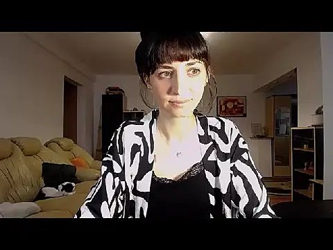 Snapshot of ErikaSecrets chatting on 05/12/26, 07:27 ErikaSecrets online show from 05/12/26, 07:27